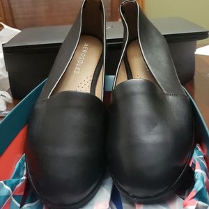 NEW Women's sz 9.5 Black Aerosoles flats